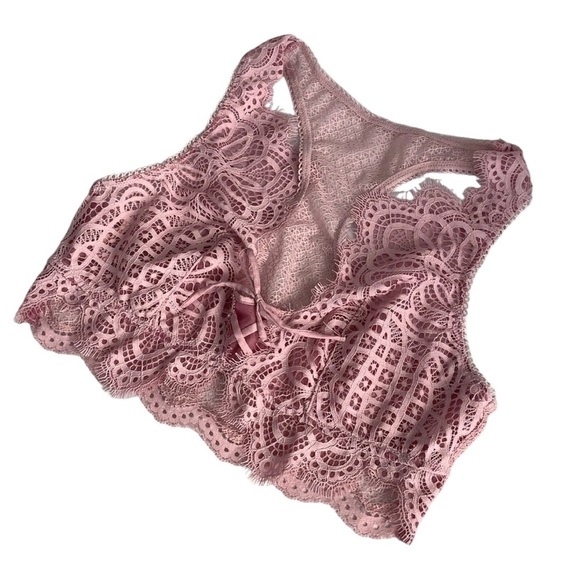 VICTORIA’S SECRET Lavender Lace Racer Back Bralette Adjustable Strap SZ XS EUC - Picture 4 of 12